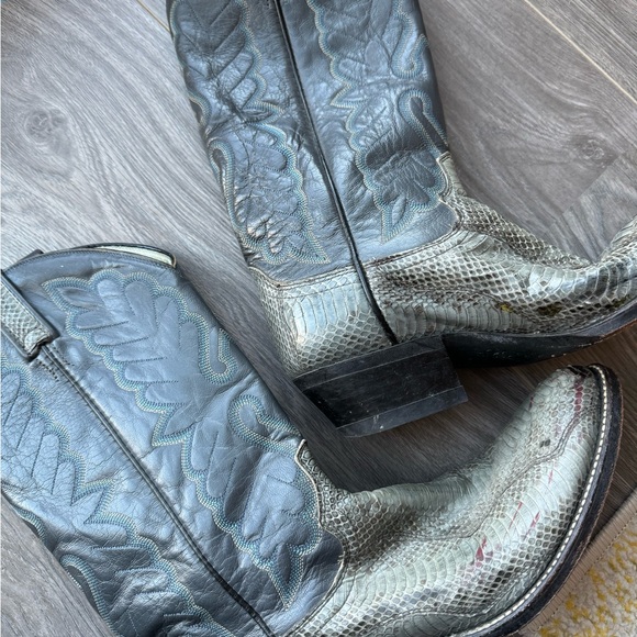 Dan Post Authentic Vintage Cowboy Boots - Picture 2 of 7